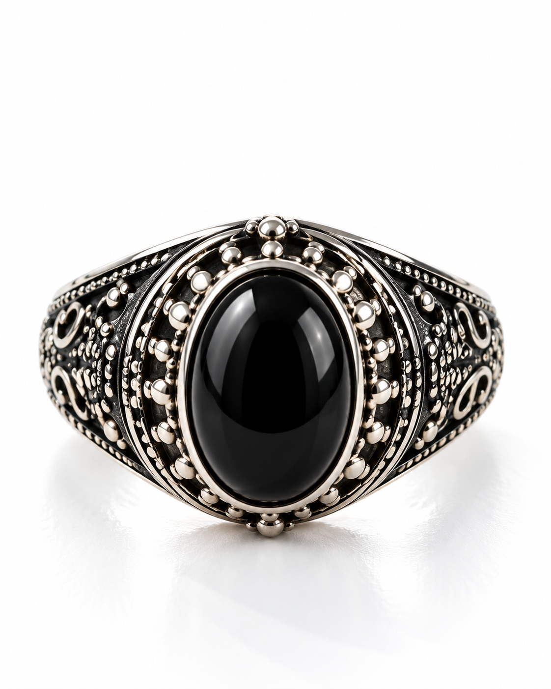 Black Onyx Heritage Ring