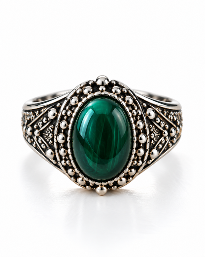 Green Onyx Heritage Ring