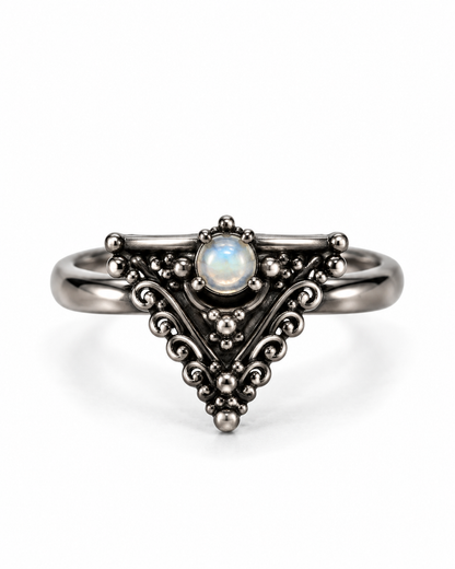 Opal Vintage Elegance Ring