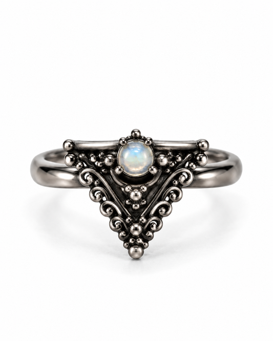 Opal Vintage Elegance Ring